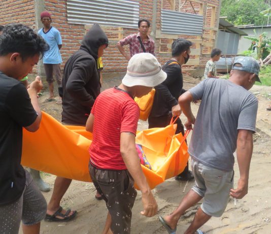 Pria di Kelurahan Balandete, Ditemukan Meninggal Bersimbah Darah