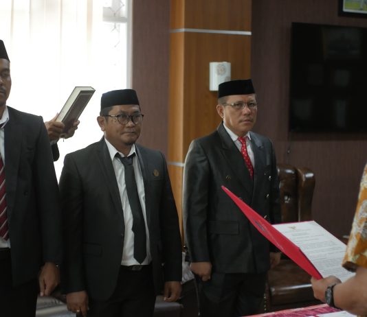 Dirut Perusda Dilantik, Bupati Kolaka: Jangan Hanya Fokus di Sektor Pertambangan