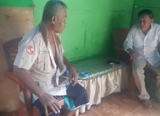 Ketua DPC Gerindra Kolaka Berikan Bantuan Pengobatan Anggota PPIR