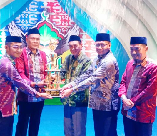 Kecamatan Kolaka Juara Umum STQH