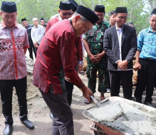 Masjid Nurul Ilmi Mangolo Resmi Dibangun, Pemkab Kolaka Berikan Bantuan 50 Juta Rupiah