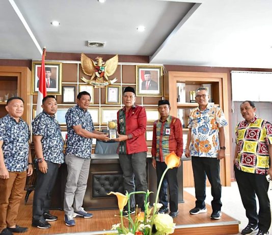 Pemkab Kolaka Kembali Terima Penghargaan Adipura ke-12 Kali