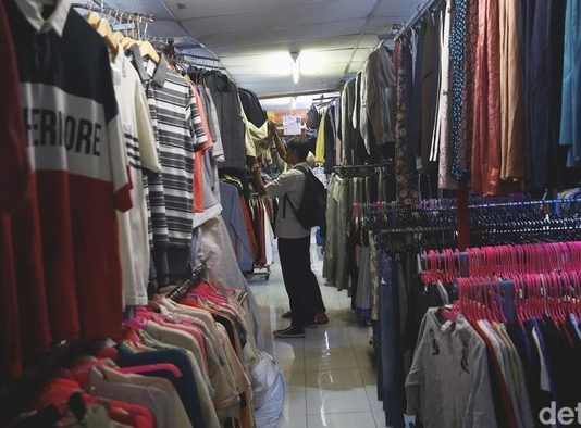 Apa itu Thrifting Kenapa Dilarang Diimpor?