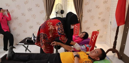 Aksi Donor Darah Polres Kolaka, Peringati Hari Bhayangkara ke-77 Tahun