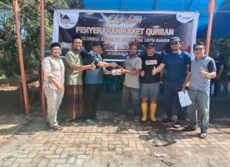 Di Hari Raya Idul Adha, Keluarga Besar ANTAM UBPN Kolaka Salurkan 1.200 Kilo Daging Kurban