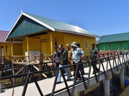 Wabub Kolaka Tinjau Pembangunan Rumah Modern Terintegrasi Kampung Bajo di Tanggetada