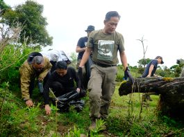 Komitmen Zero Waste Diperingatan HLH 2025, Tim PT Vale Daki dan Bersihkan Gunung Bawakaraeng