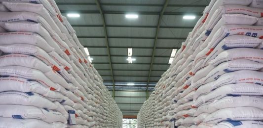 212 Merek Beras Diduga Oplosan, Kerugian Ekonomi Capai Rp99 Triliun
