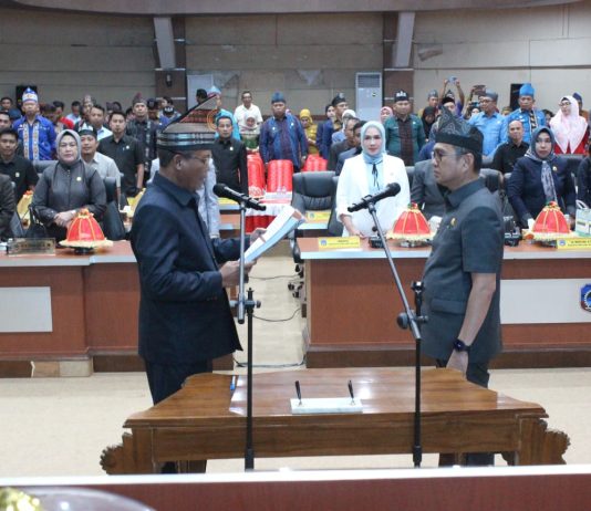 Pemkab Kolaka dan DPRD Kolaka Tandatangani Nota Kesepahaman Perubahan KUA-PPAS APBD 2025