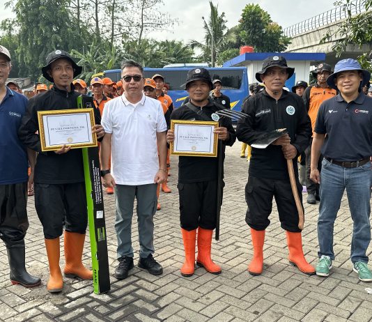 PT Vale dan KLHK Bersinergi dalam Gerakan Bersih Sungai Cipinang 2025