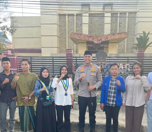 PC PMII Kolaka Gelar Gita Ramadhan Bersama Polres Kolaka, Berbagi Takjil dan Buka Puasa Bersama