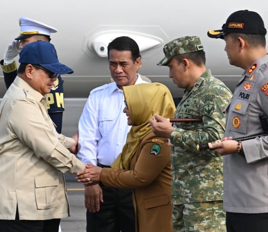 Prabowo Kunjungi Jawa Timur, Resmikan Koperasi Desa hingga Hadiri Panen Raya Jagung