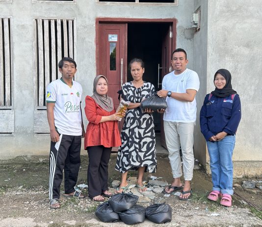 Banjir Rendam 115 Rumah di Konaweha, Pemdes Salurkan Ratusan Paket Sembako untuk Warga Terdampak