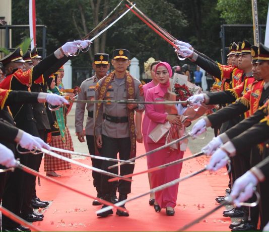 Welcome Parade Polda Sultra 2026: Kapolda Baru Ajak Jajaran Jaga Kekompakan