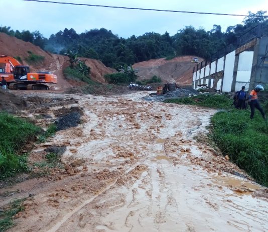 Land Clearing Lahan Sekolah Rakyat Picu Banjir Lumpur, Warga Tikonu Jadi Korban