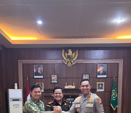 Perkuat Soliditas Penegak Hukum, Kapolres Kolaka dan Dandim 1412/Kolaka Sambangi Kajari Kolaka