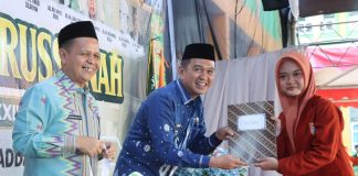 Bupati Kolaka Hadiri Haflah Akhirussanah Ponpes Al Mawaddah Warrahmah, Dorong Santri Jadi Generasi Unggul dan Berkarakter