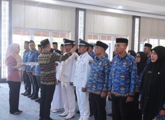 32 ASN Dilantik, Bupati Kolaka Tekankan Integritas dan Profesionalisme dalam Pelayanan Publik